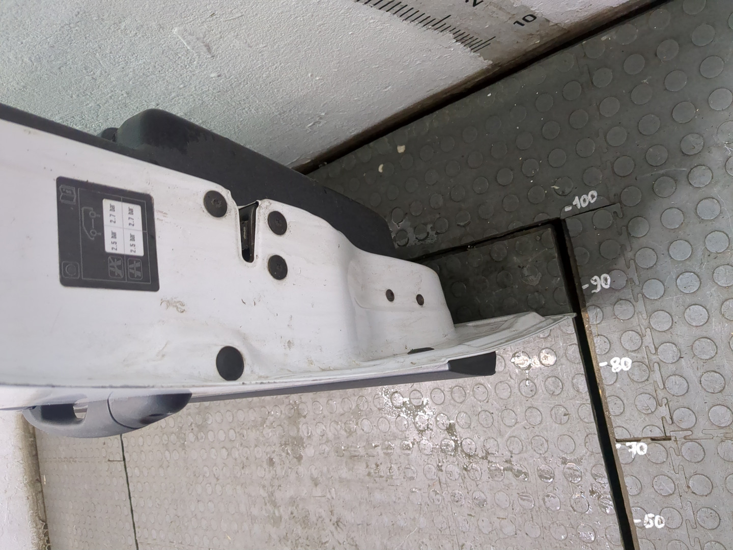 Дверь передняя левая