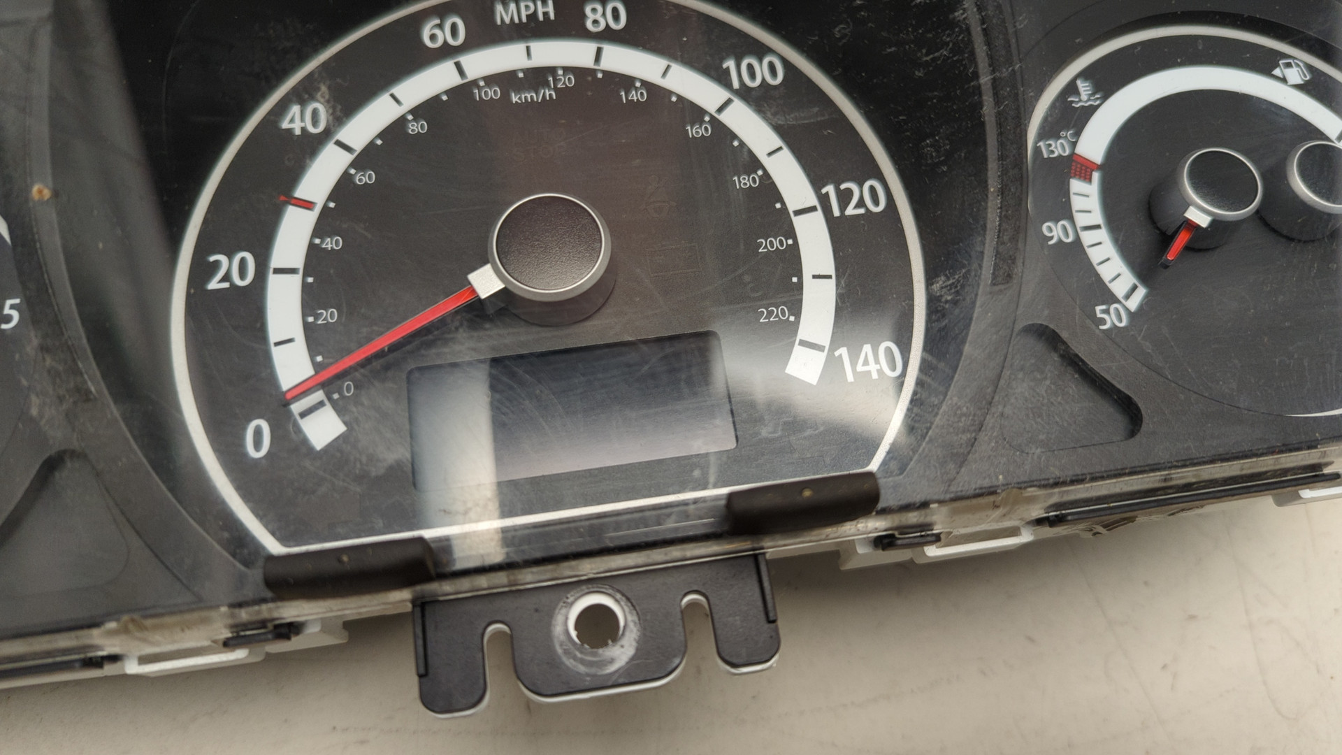 Панель приборов