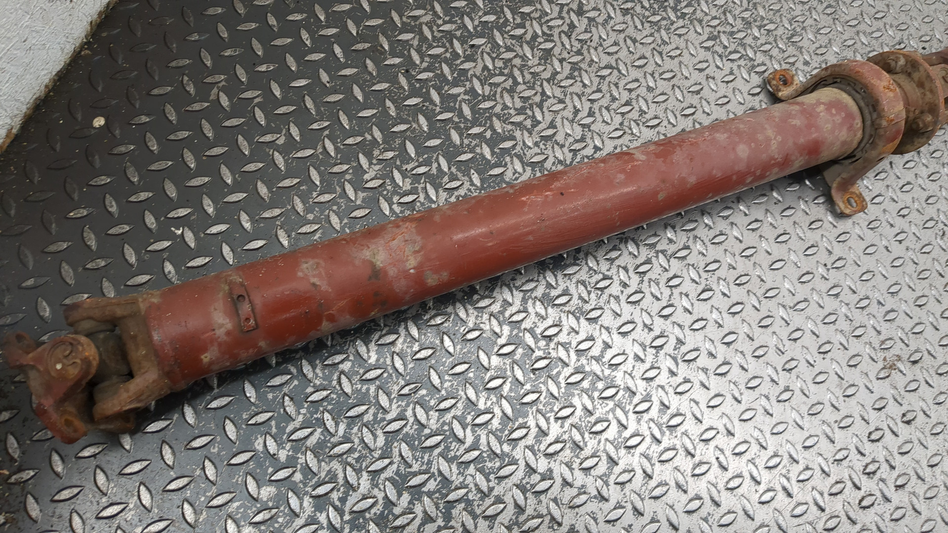 Вал карданный задний