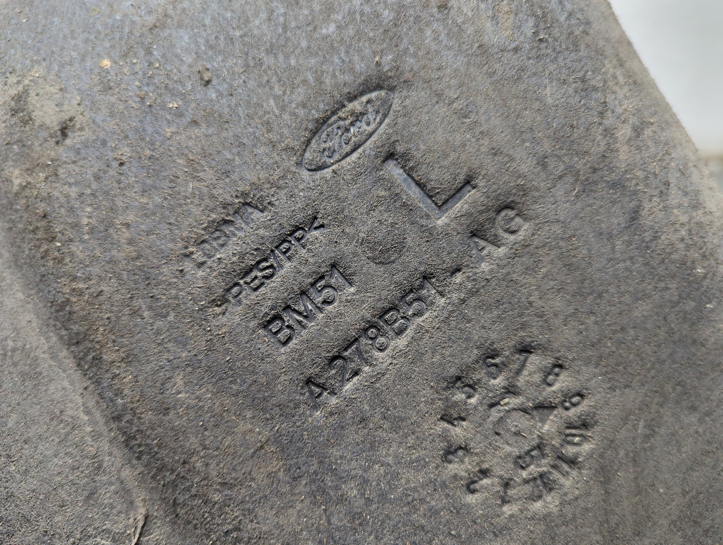 Локер задний левый