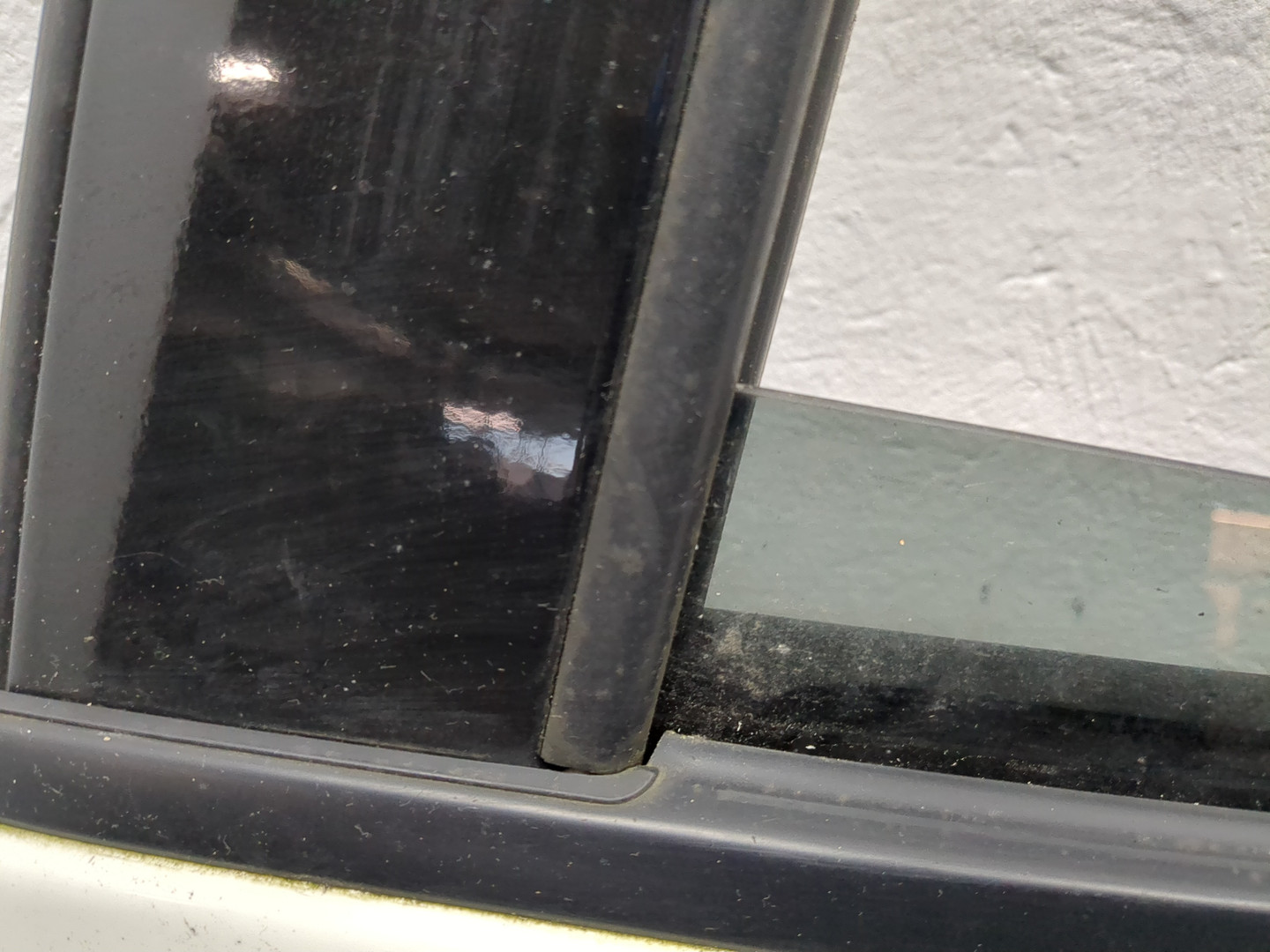 Дверь задняя левая