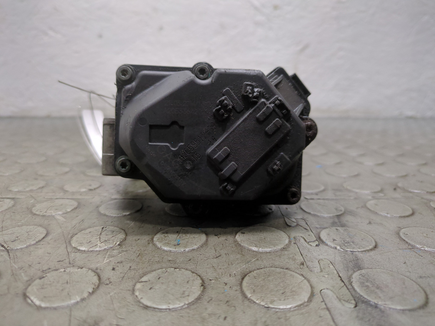 Заслонка дроссельная электрическая