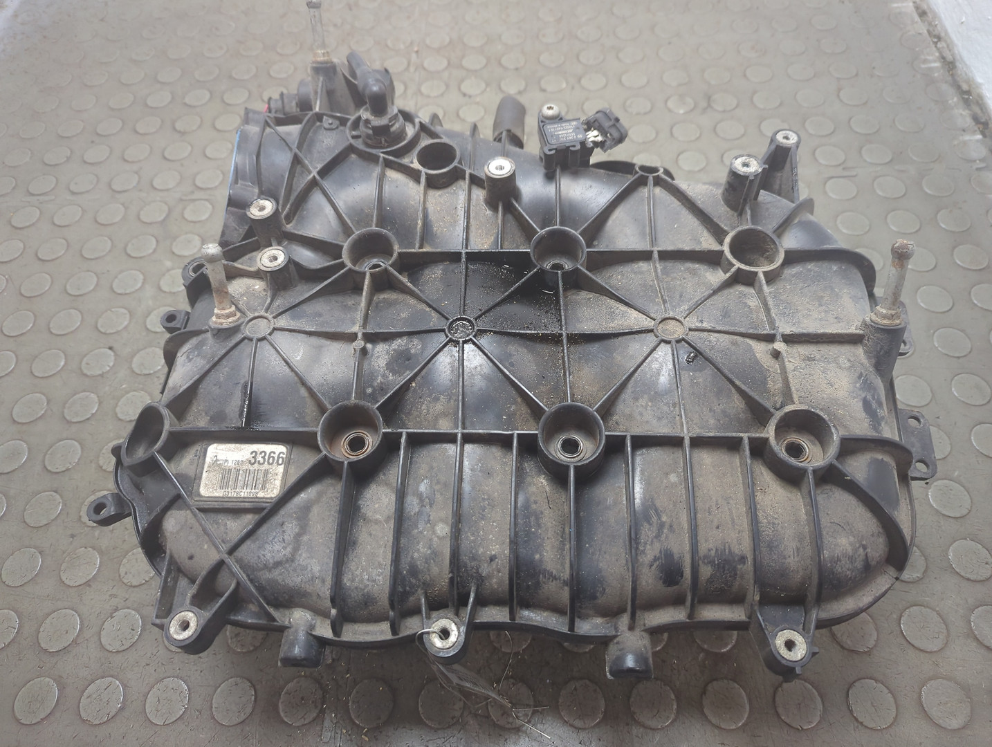 Коллектор впускной