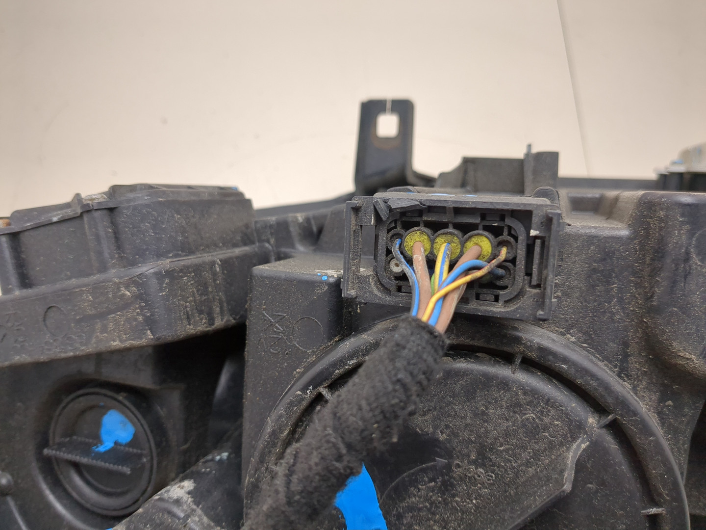 Фара правая