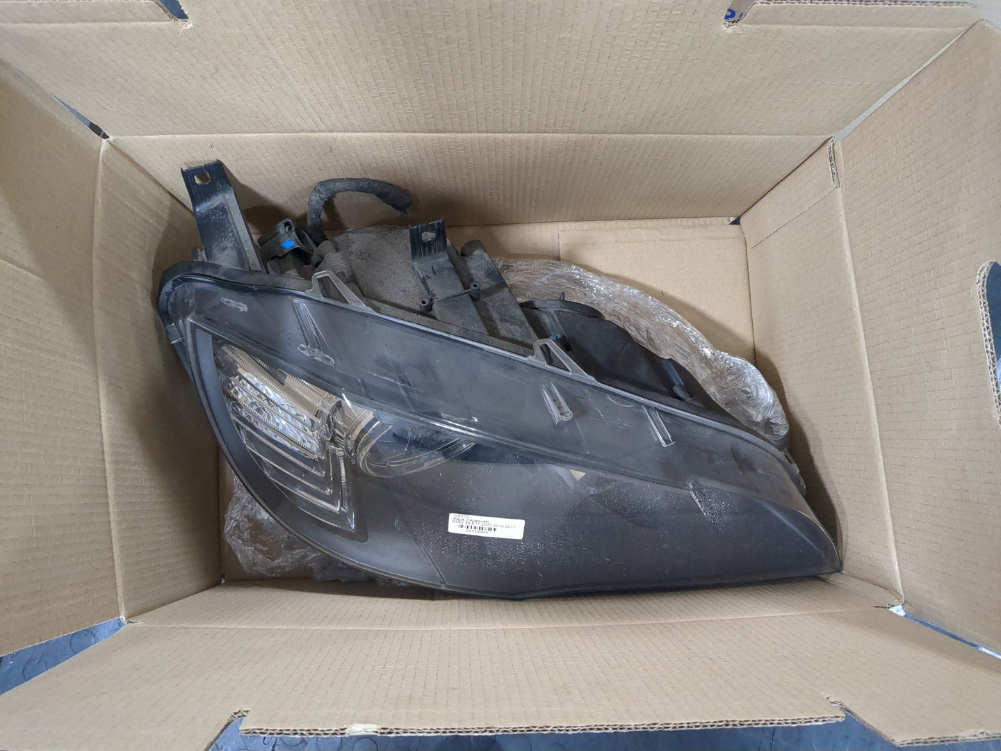 Фара правая