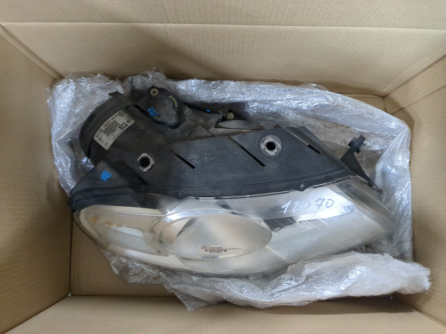 Фара правая