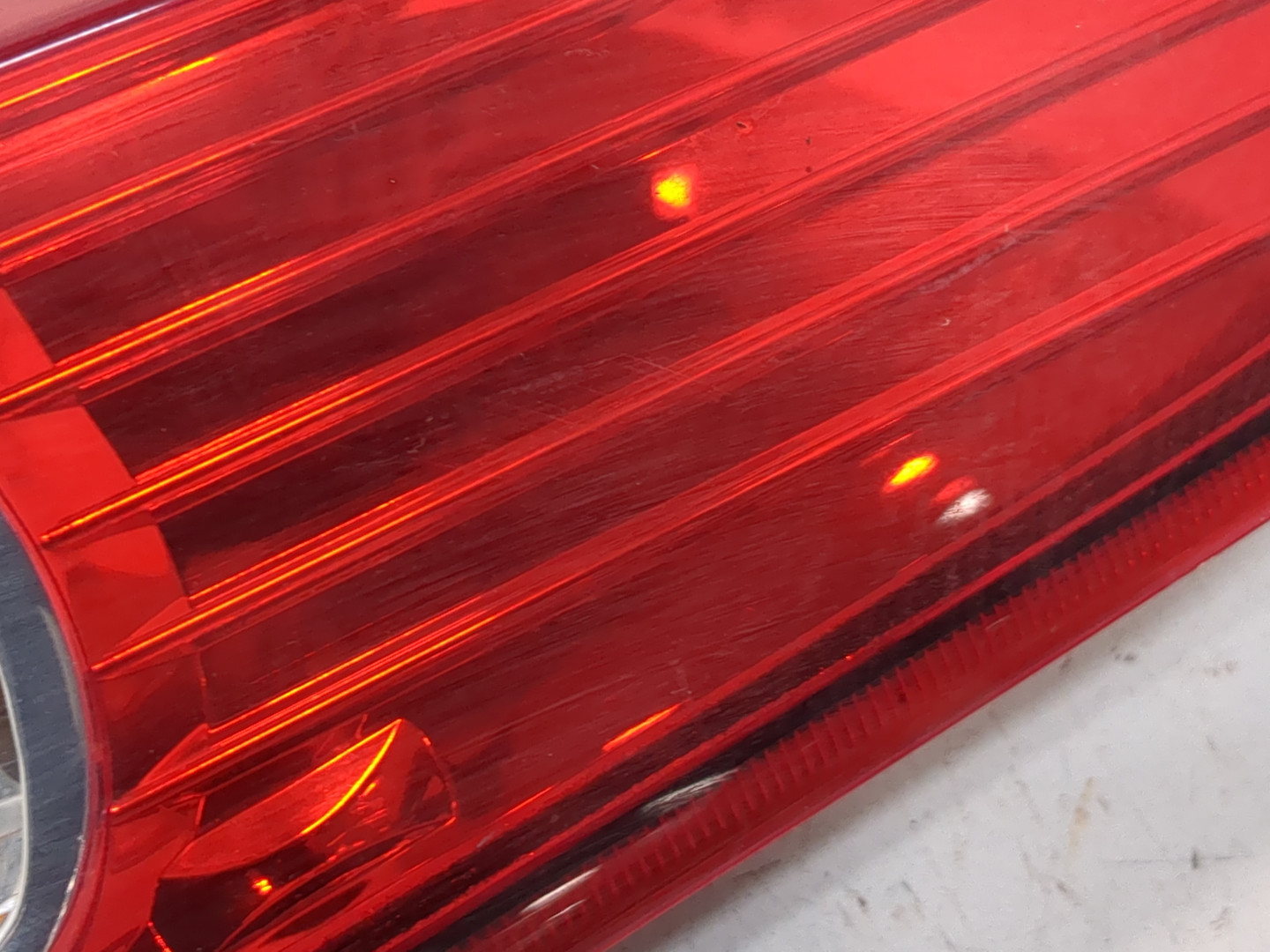 Фонарь задний правый