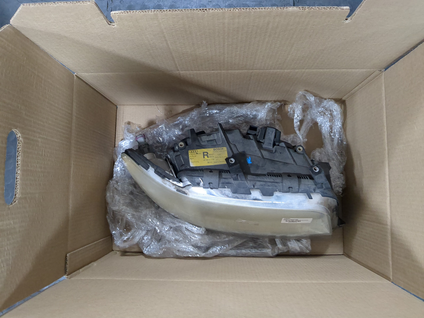 Фара правая