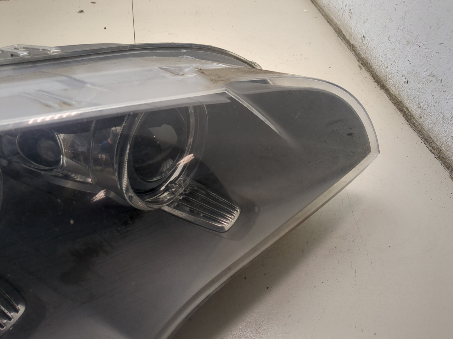 Фара правая