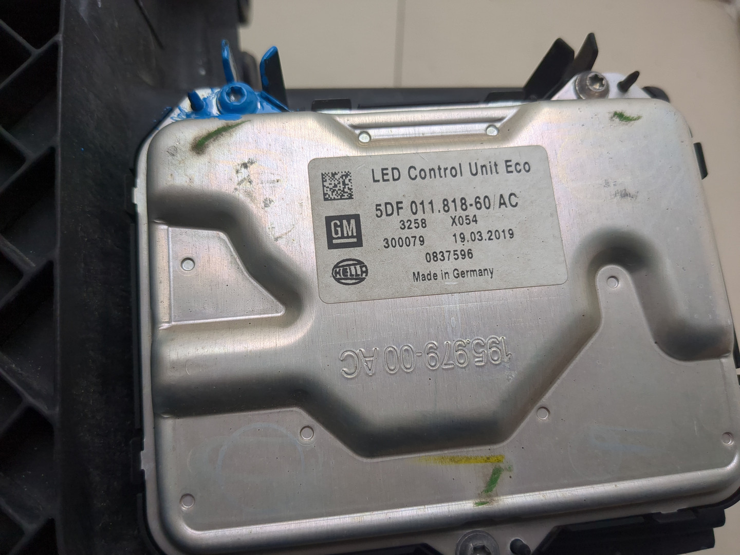 Фара правая