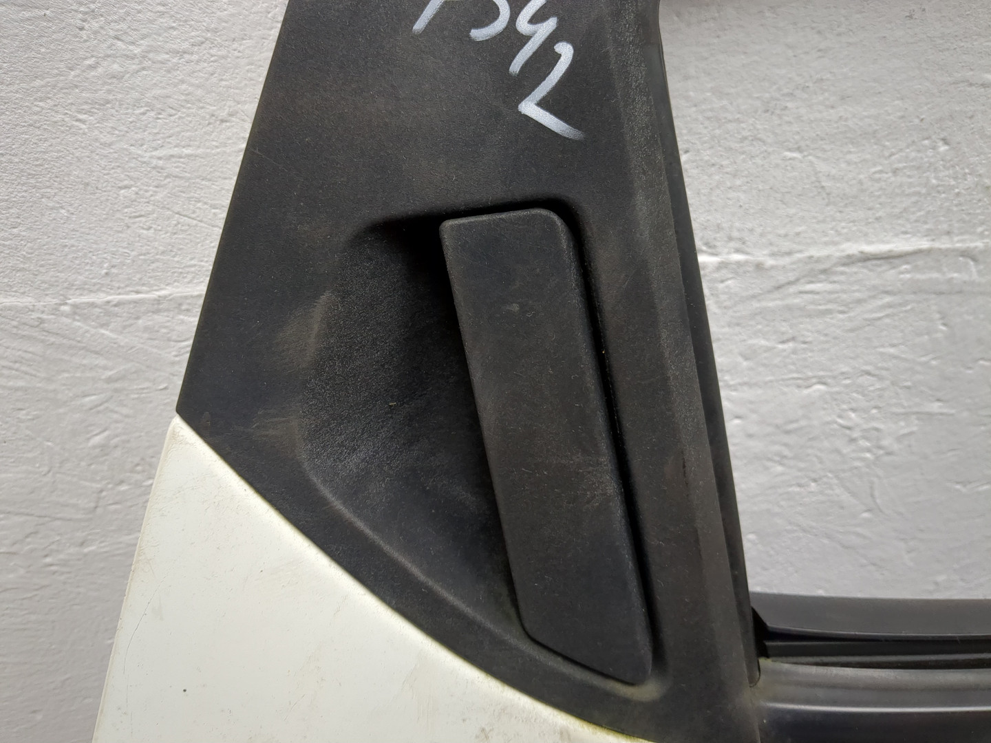 Дверь задняя правая