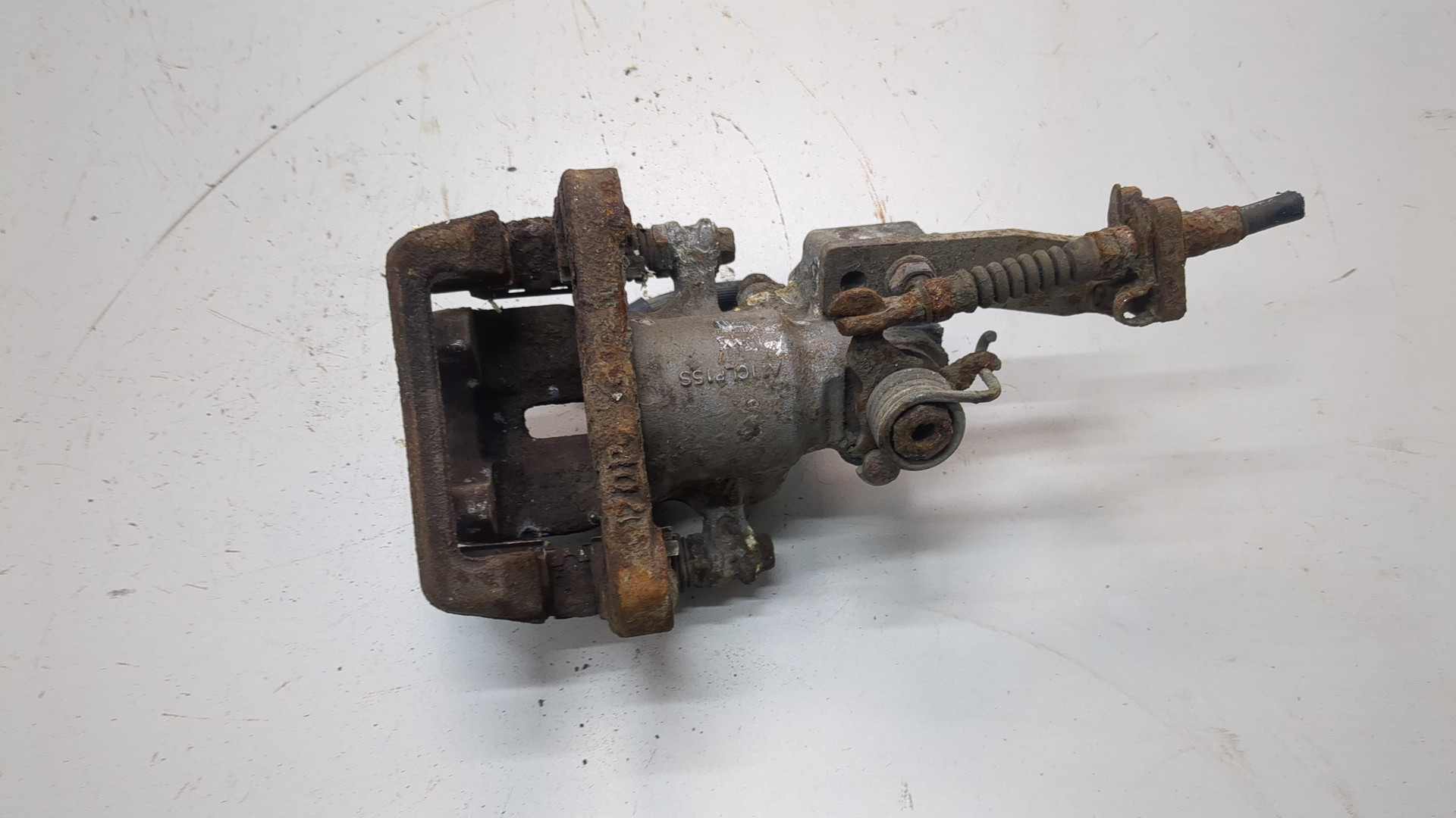 Суппорт задний правый