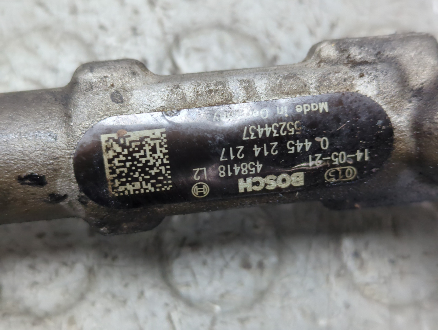 Рейка топливная (рампа)