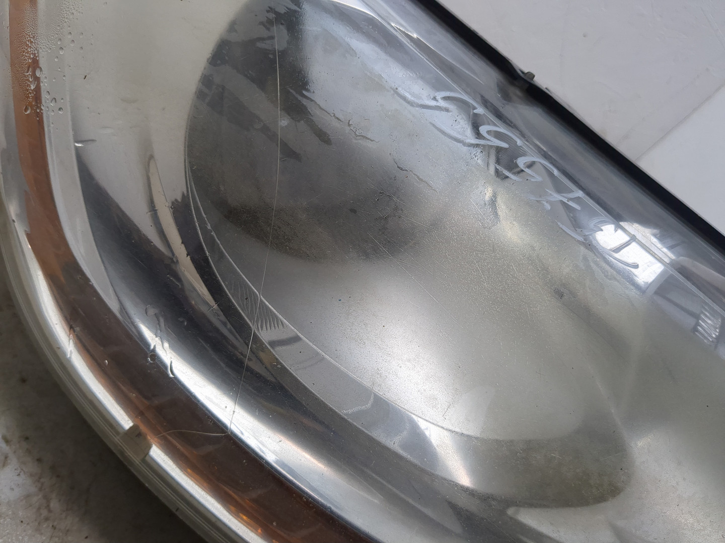 Фара правая