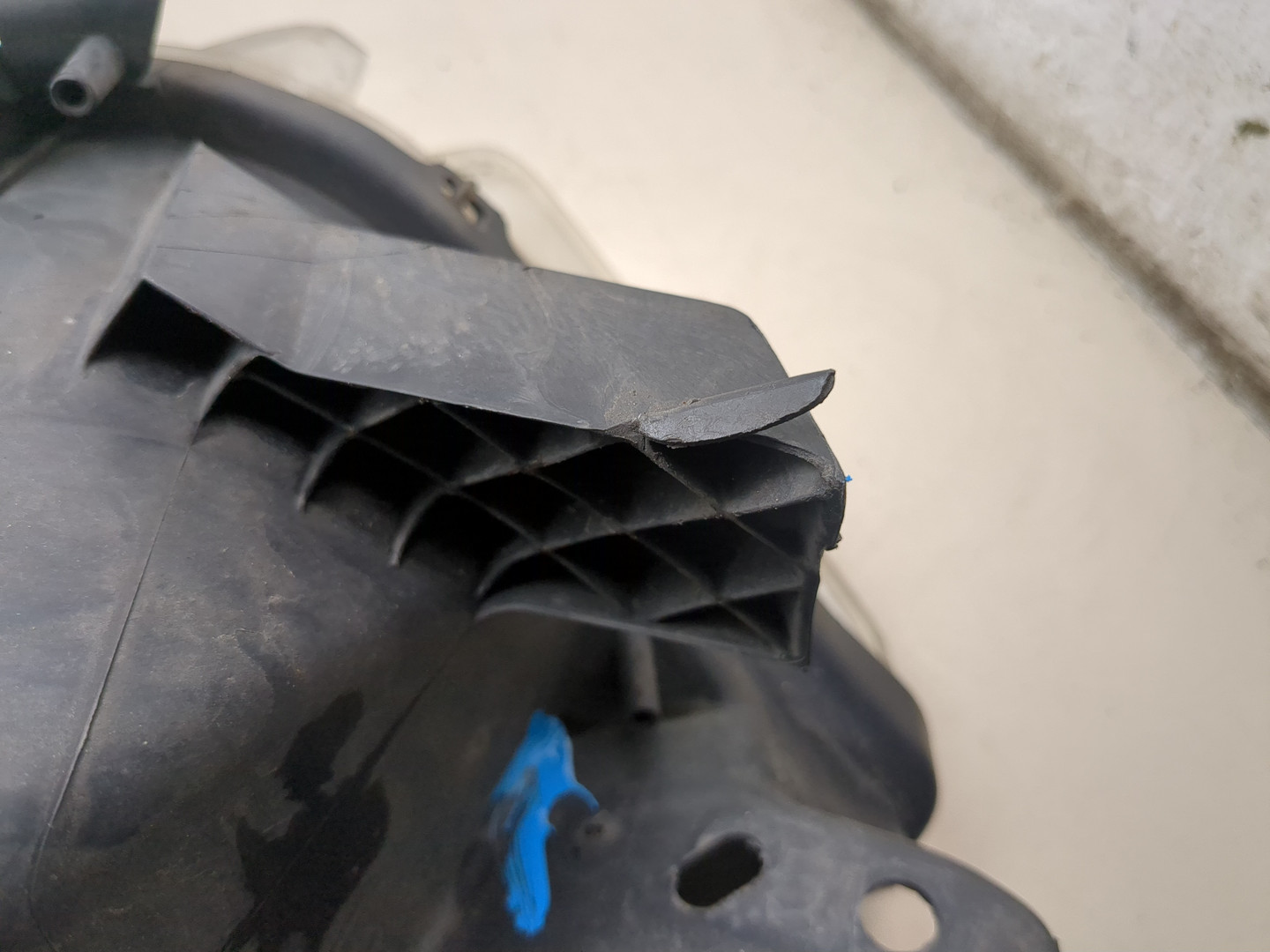 Фара правая