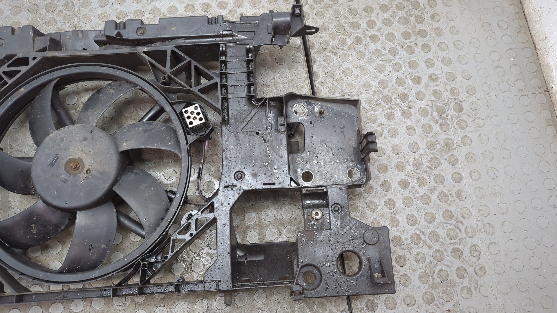 Панель передняя (телевизор)