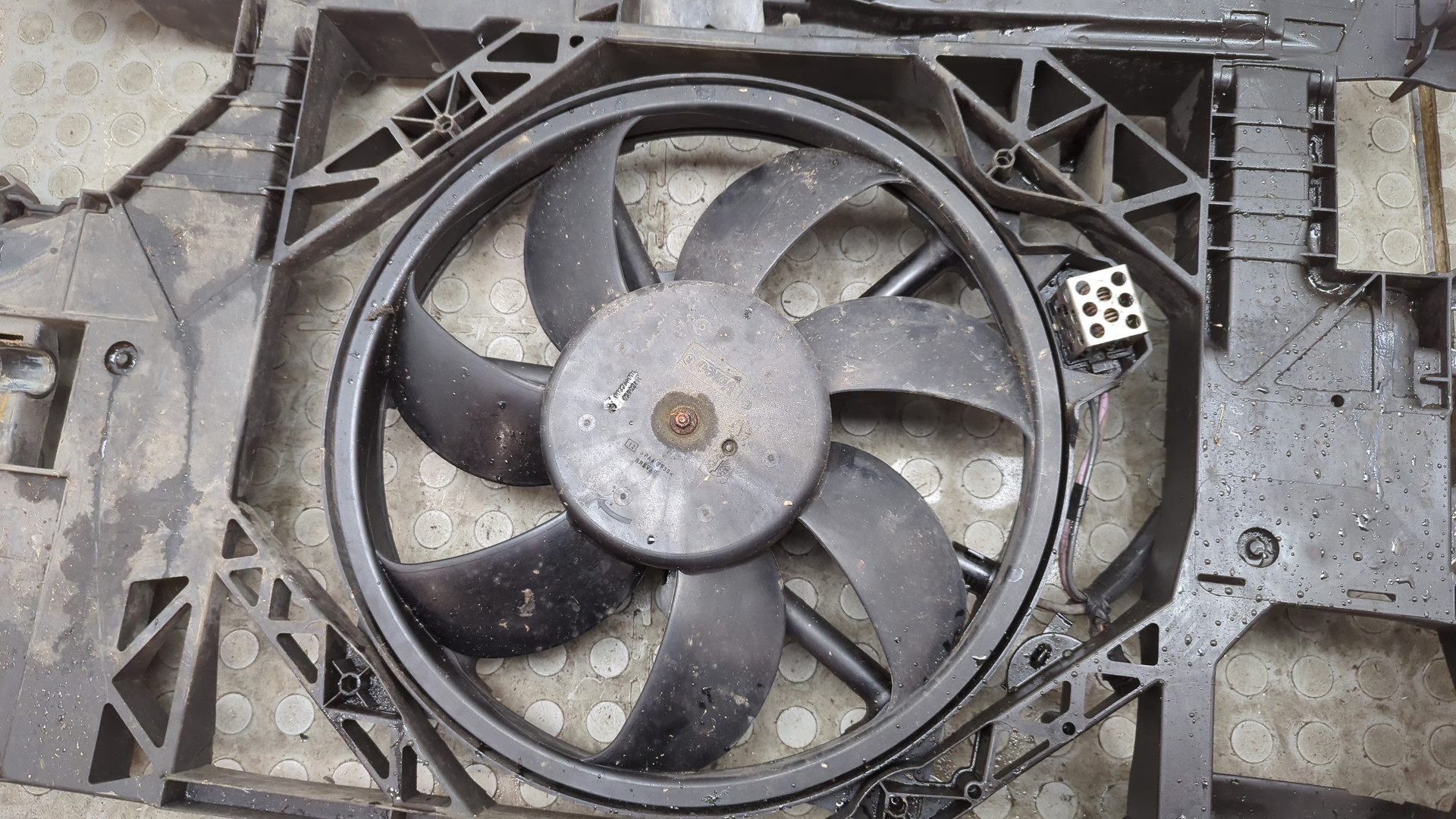 Панель передняя (телевизор)