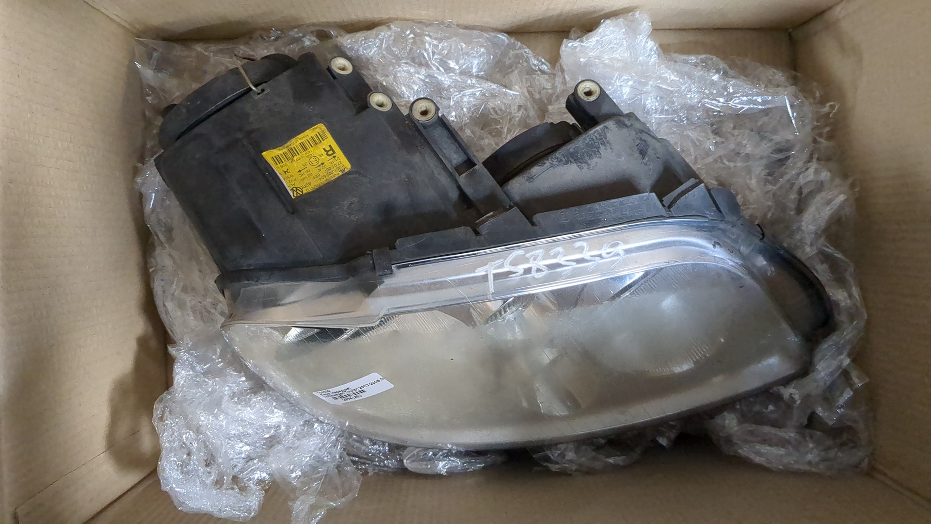 Фара правая