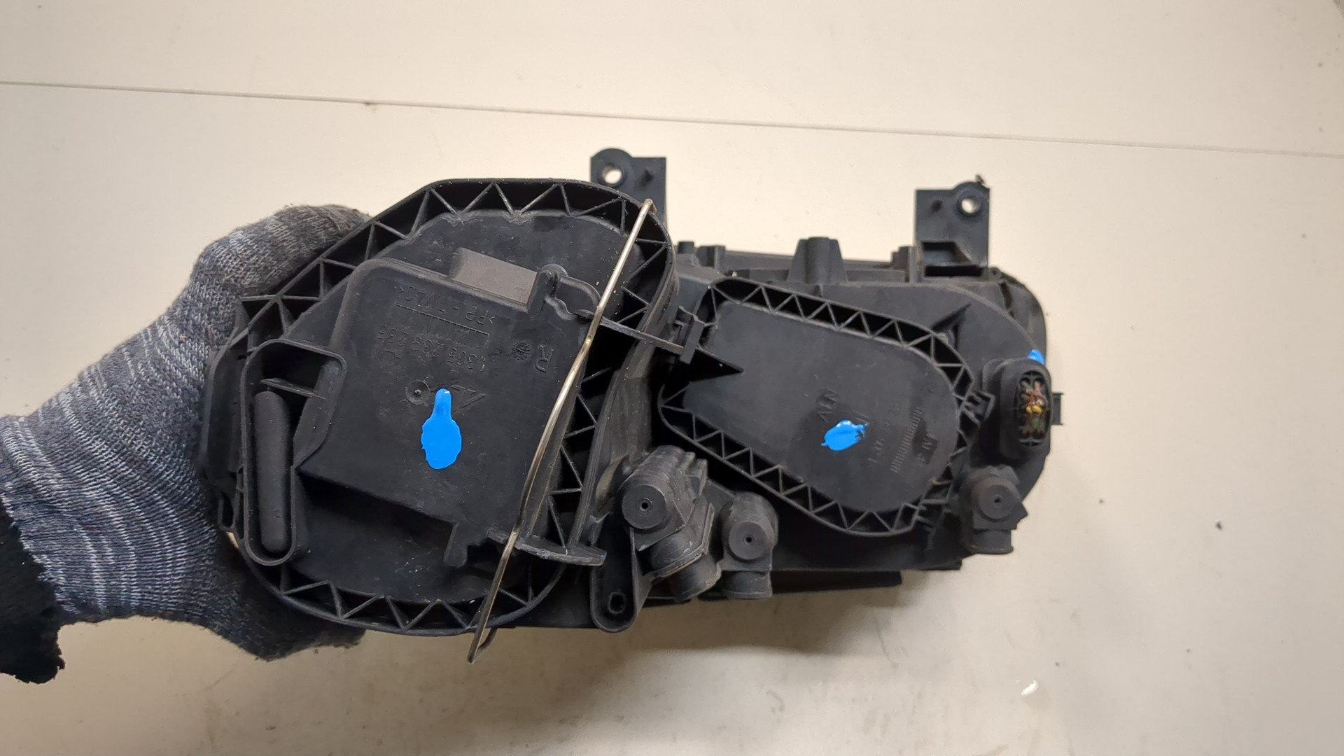 Фара правая