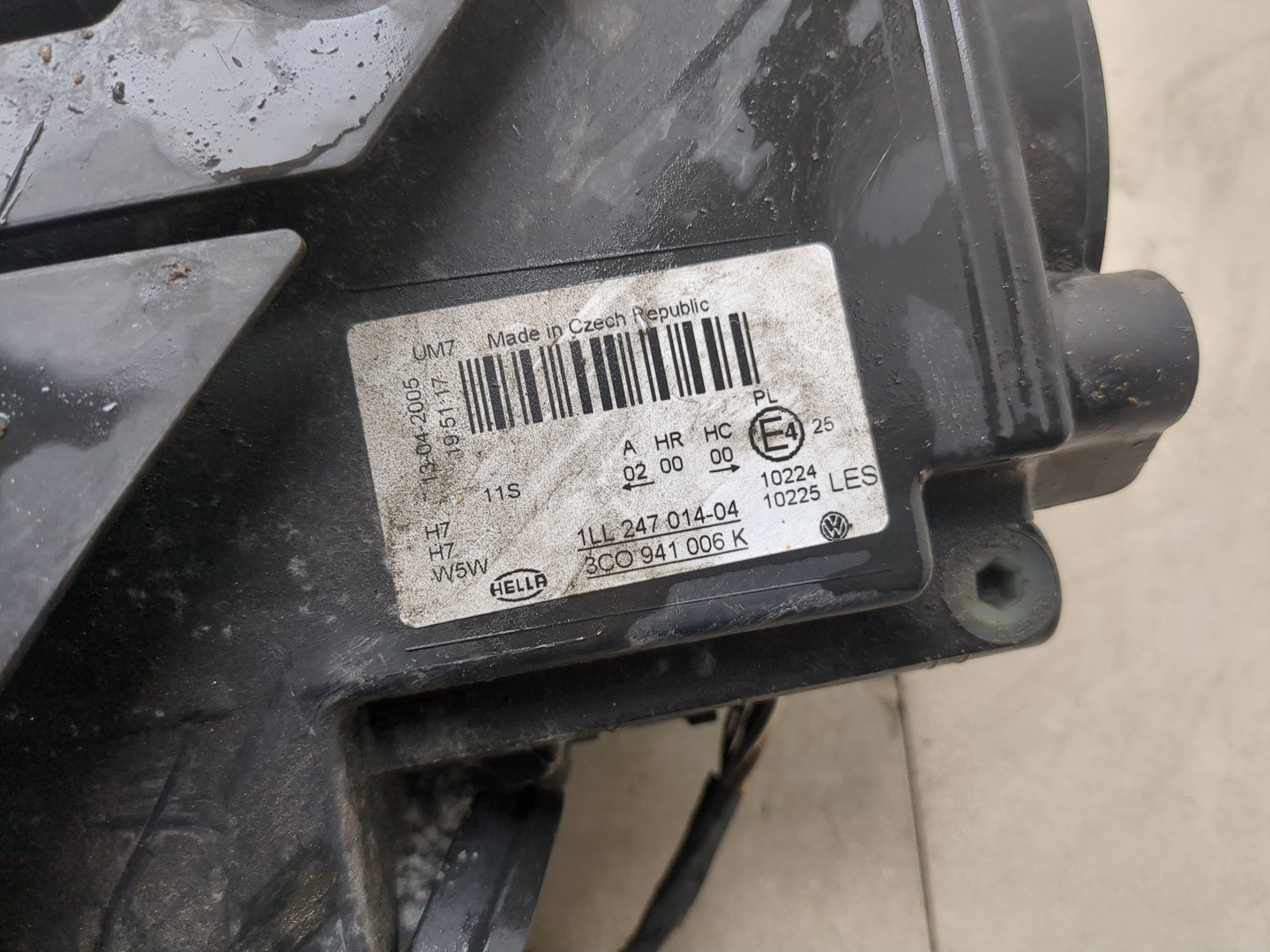 Фара правая