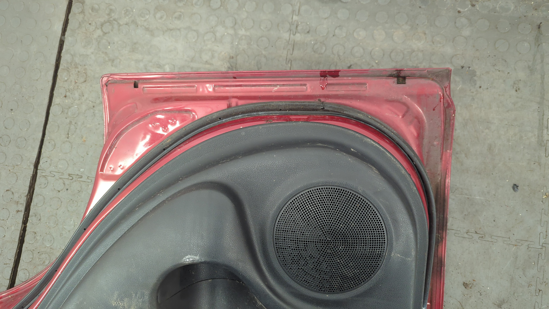 Дверь задняя правая