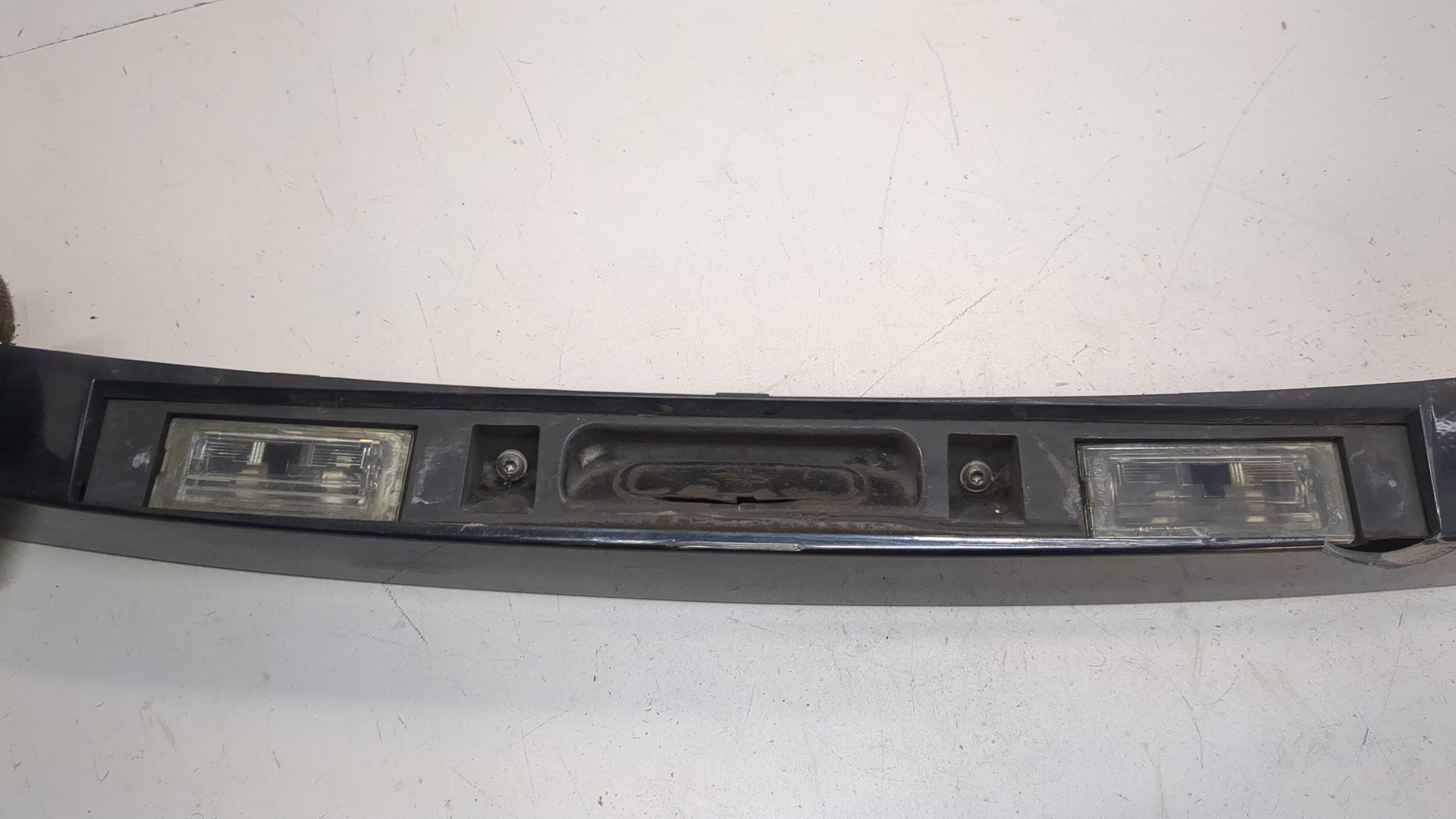 Фонарь подсветки номера