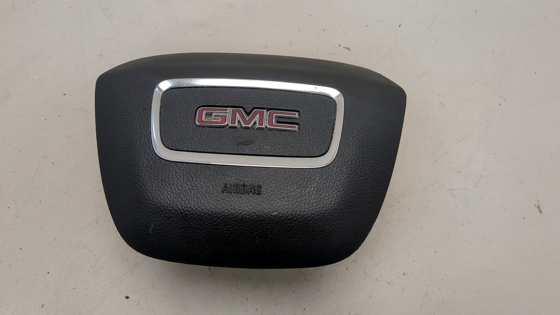 Подушка безопасности в рулевое колесо