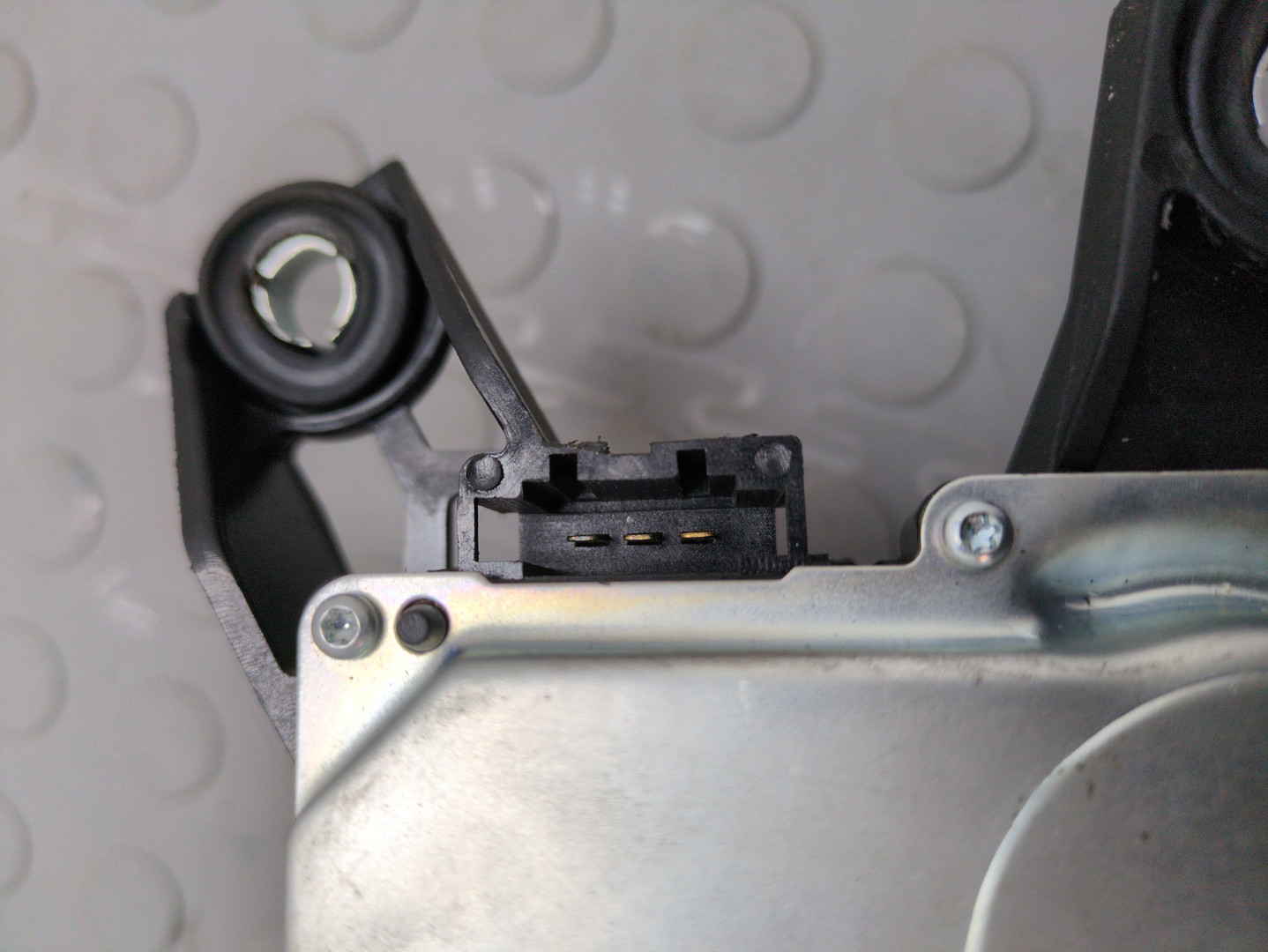 Моторчик стеклоочистителя задний