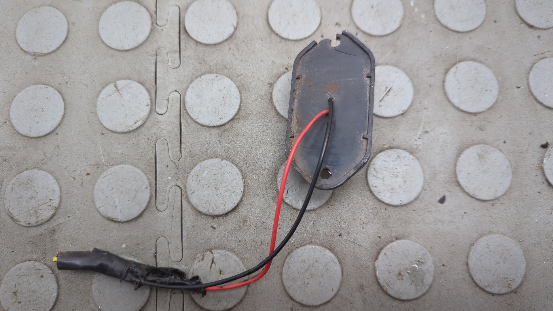 Фонарь подсветки номера