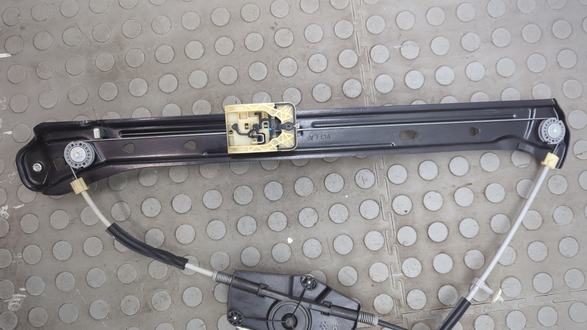 Стеклоподъемник электр. передний левый