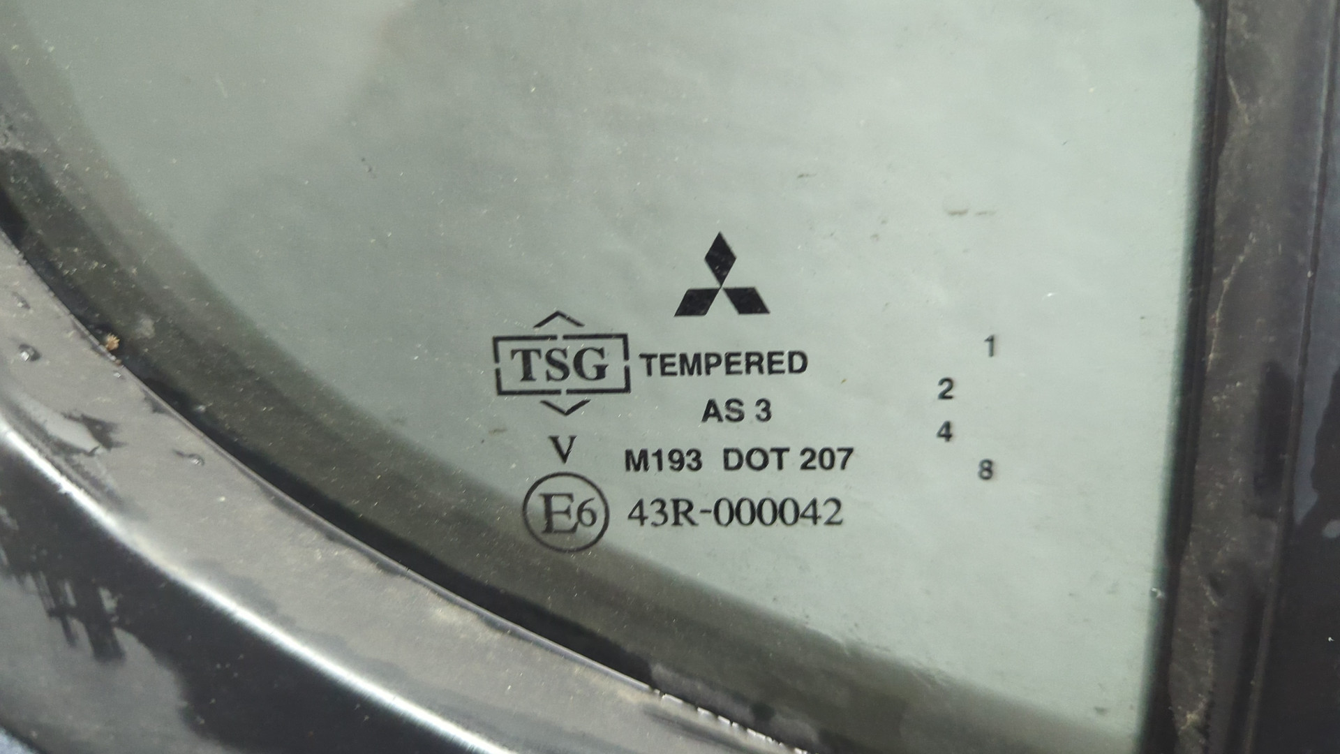 Дверь задняя правая