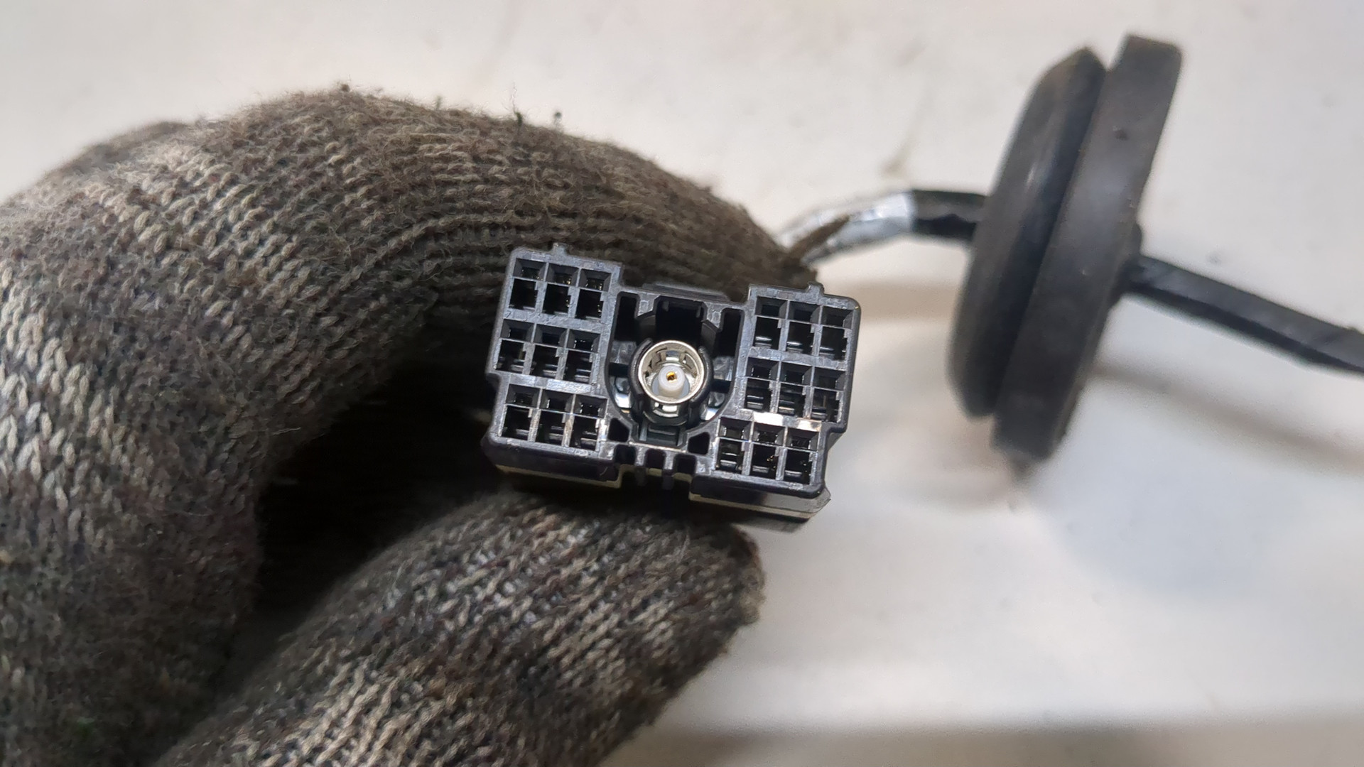 Зеркало левое электрическое