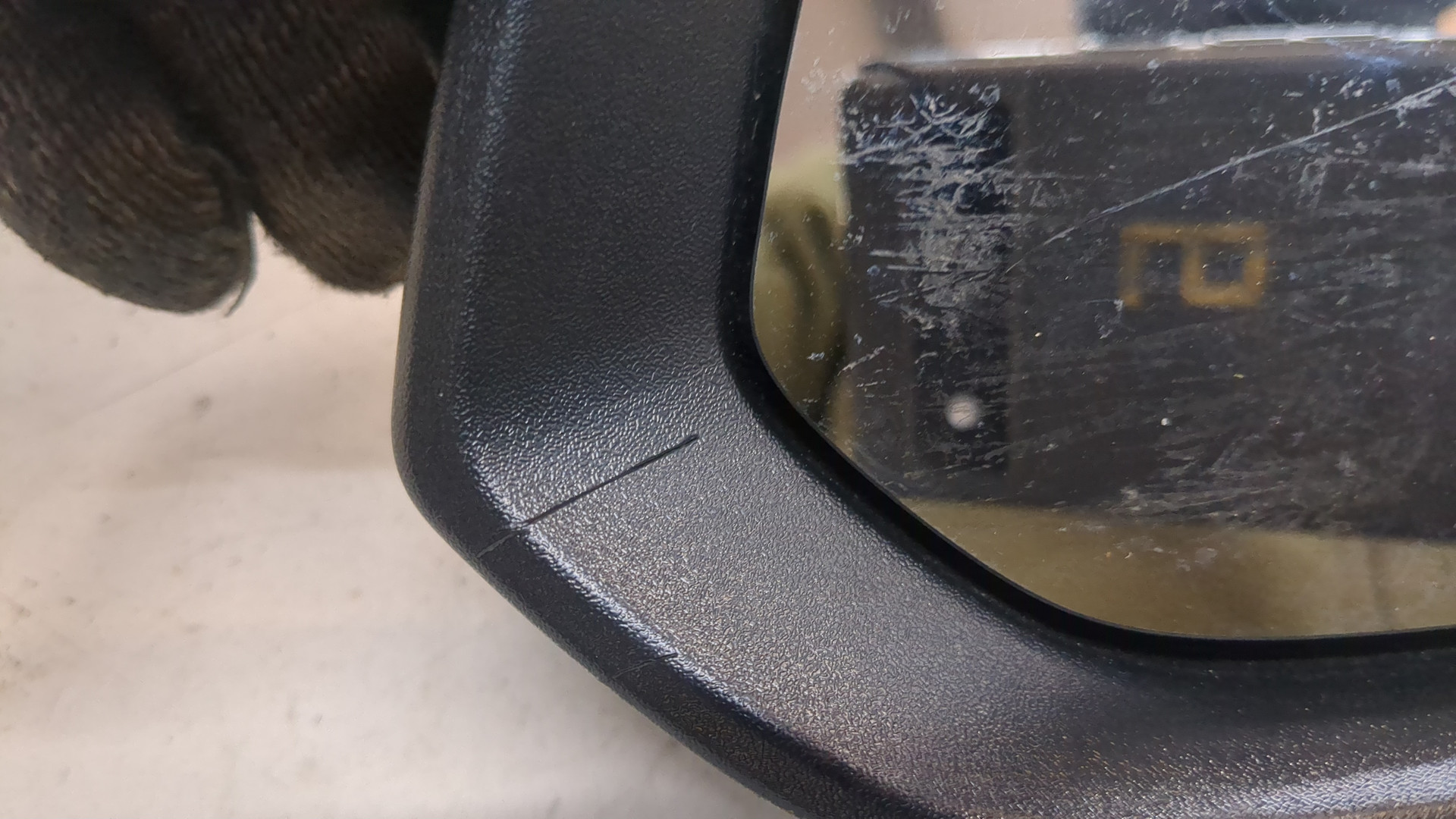 Зеркало левое электрическое