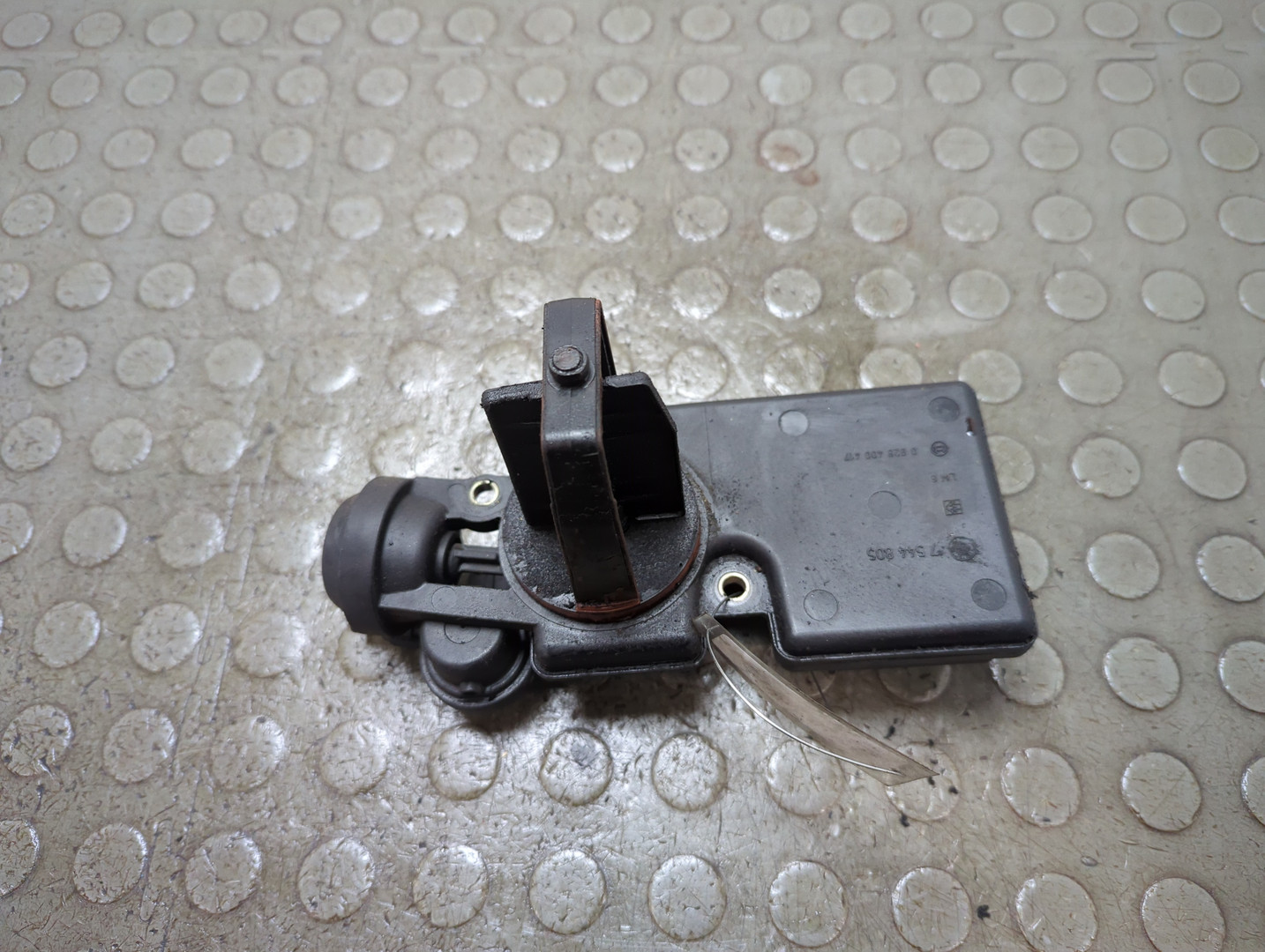 Клапан электромагнитный