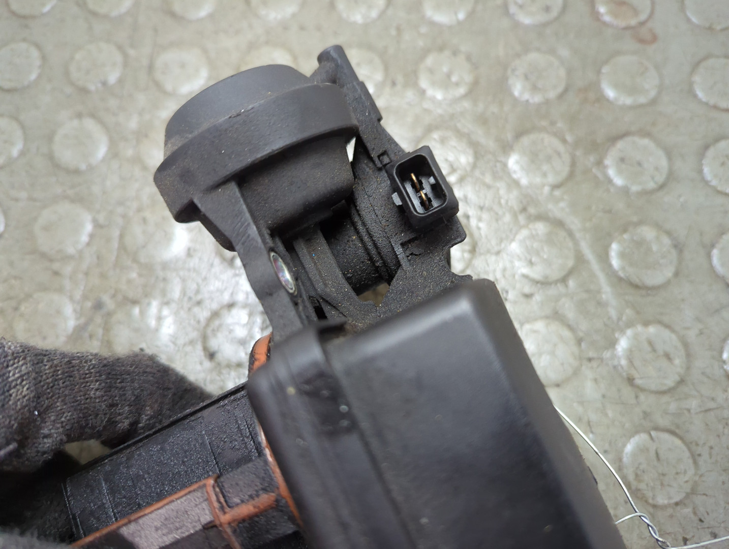 Клапан электромагнитный