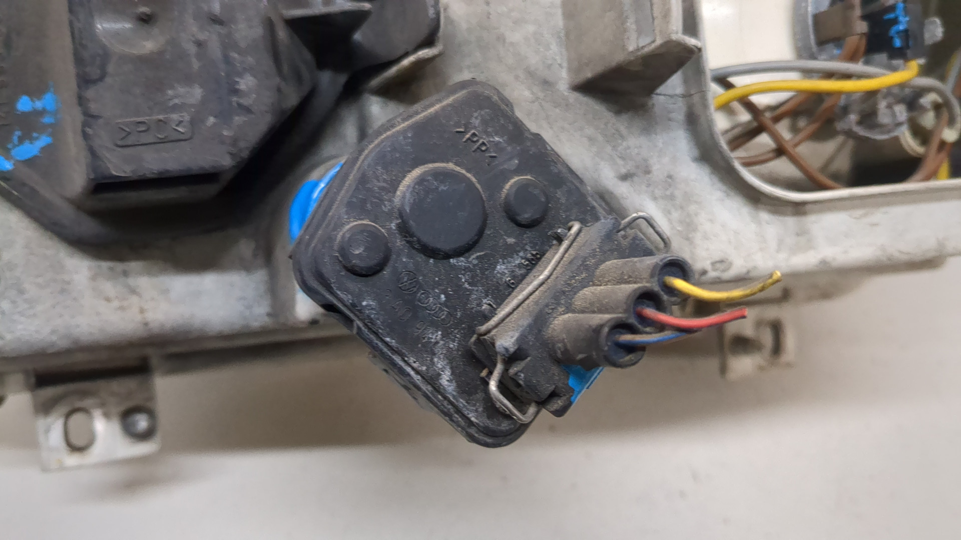 Фара правая