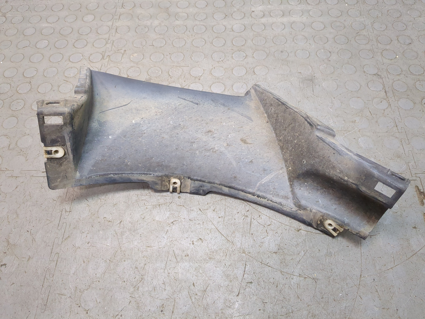 Воздухозаборник (внутри)