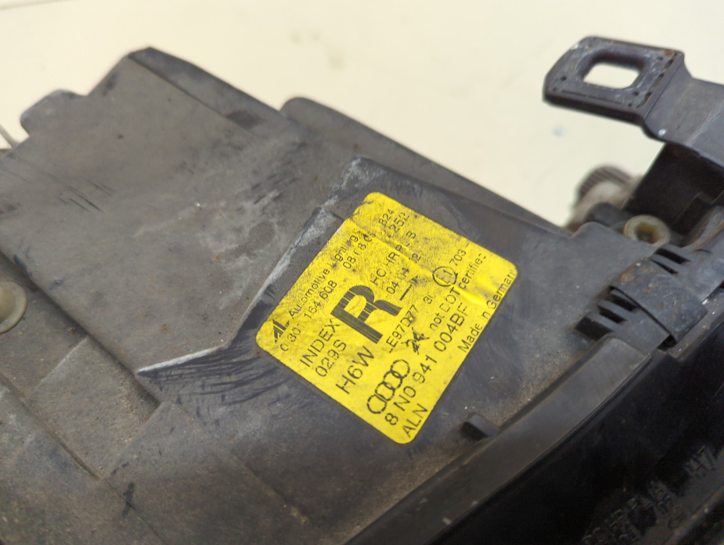 Фара правая