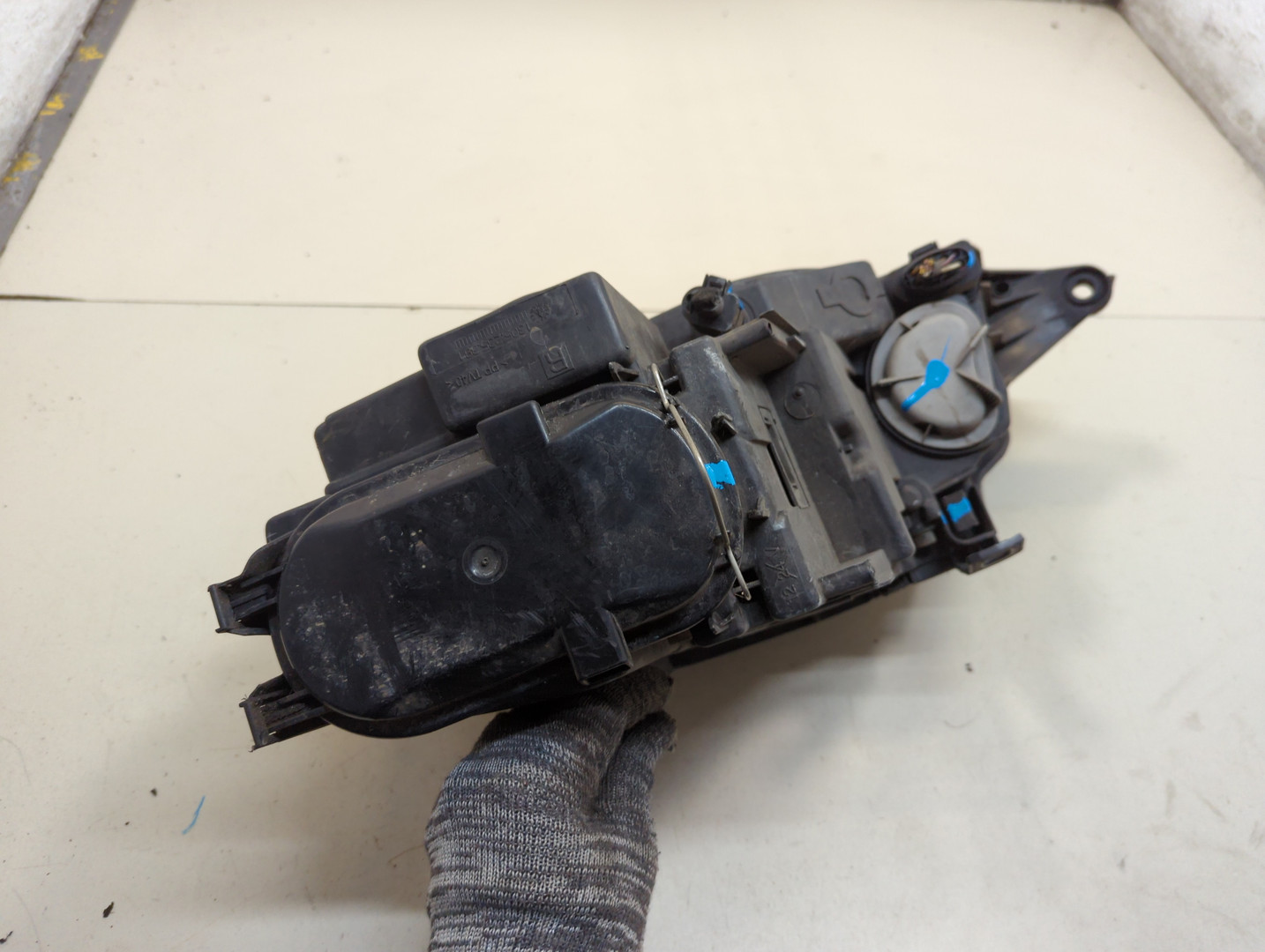 Фара правая