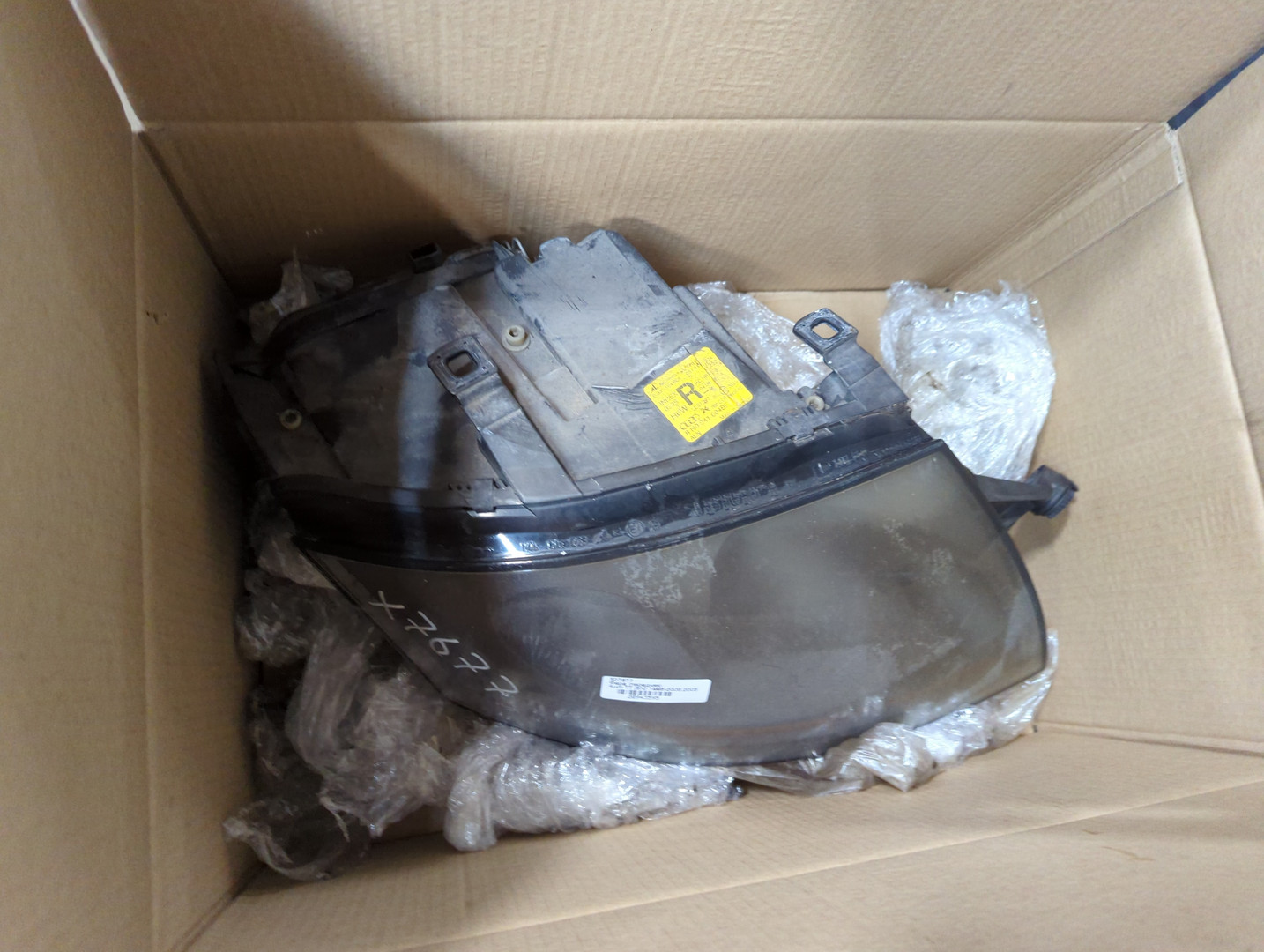 Фара правая