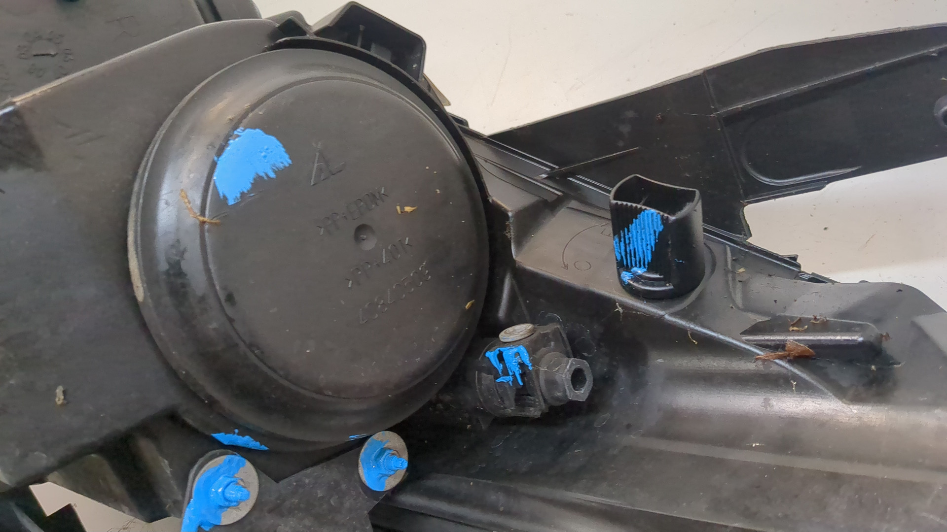 Фара правая