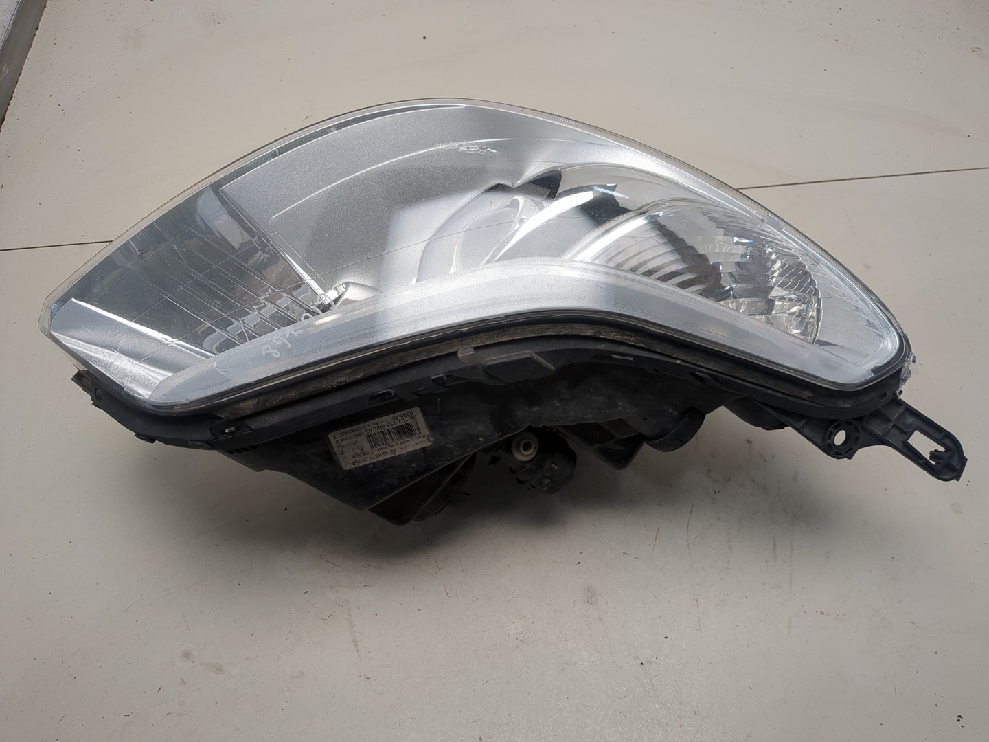 Фара правая