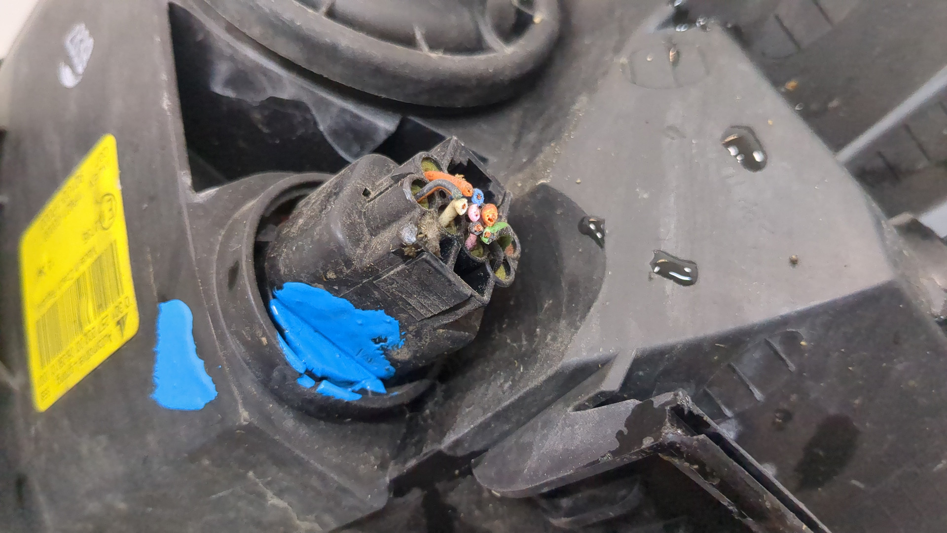 Фара правая