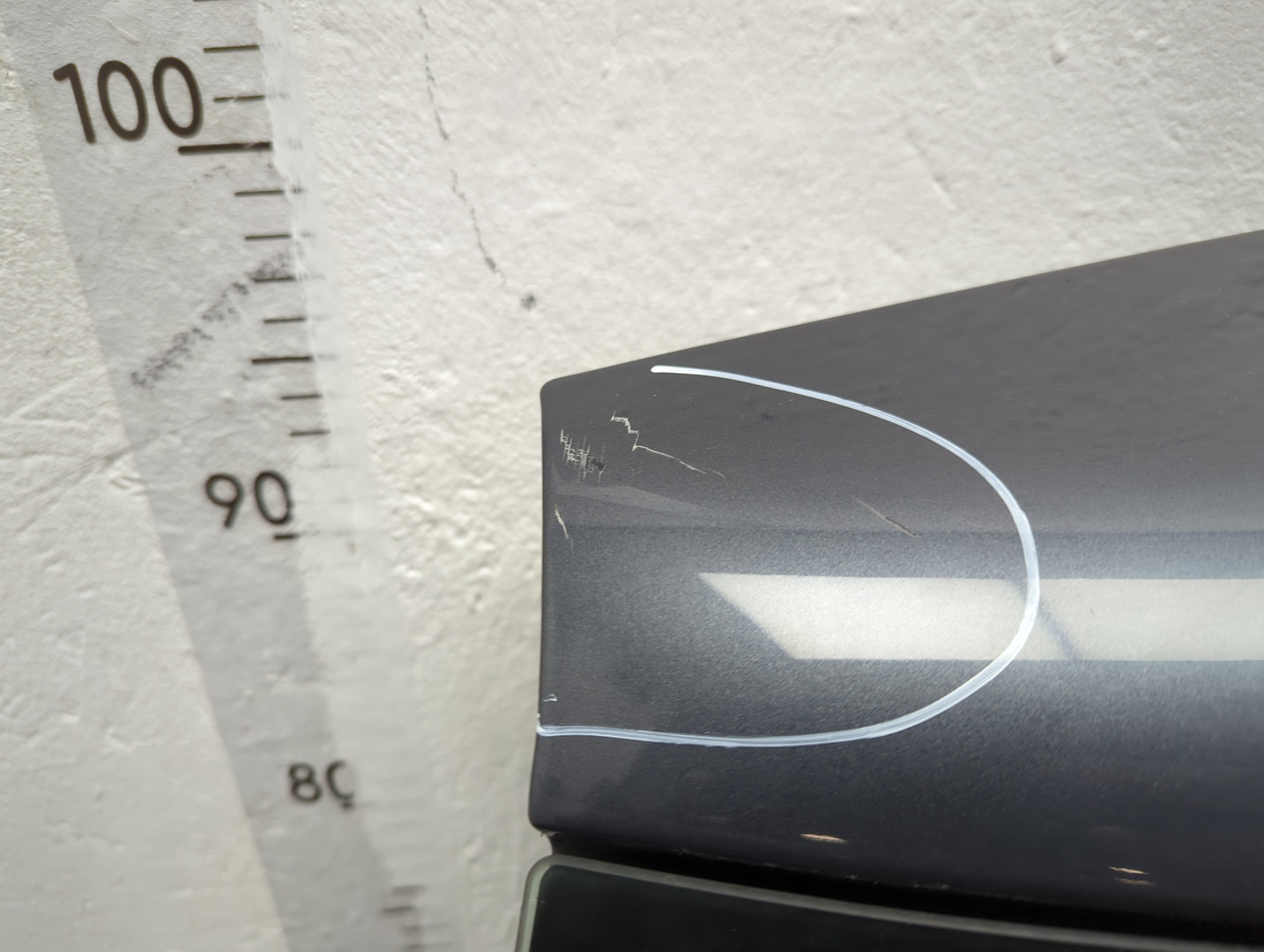 Дверь багажника