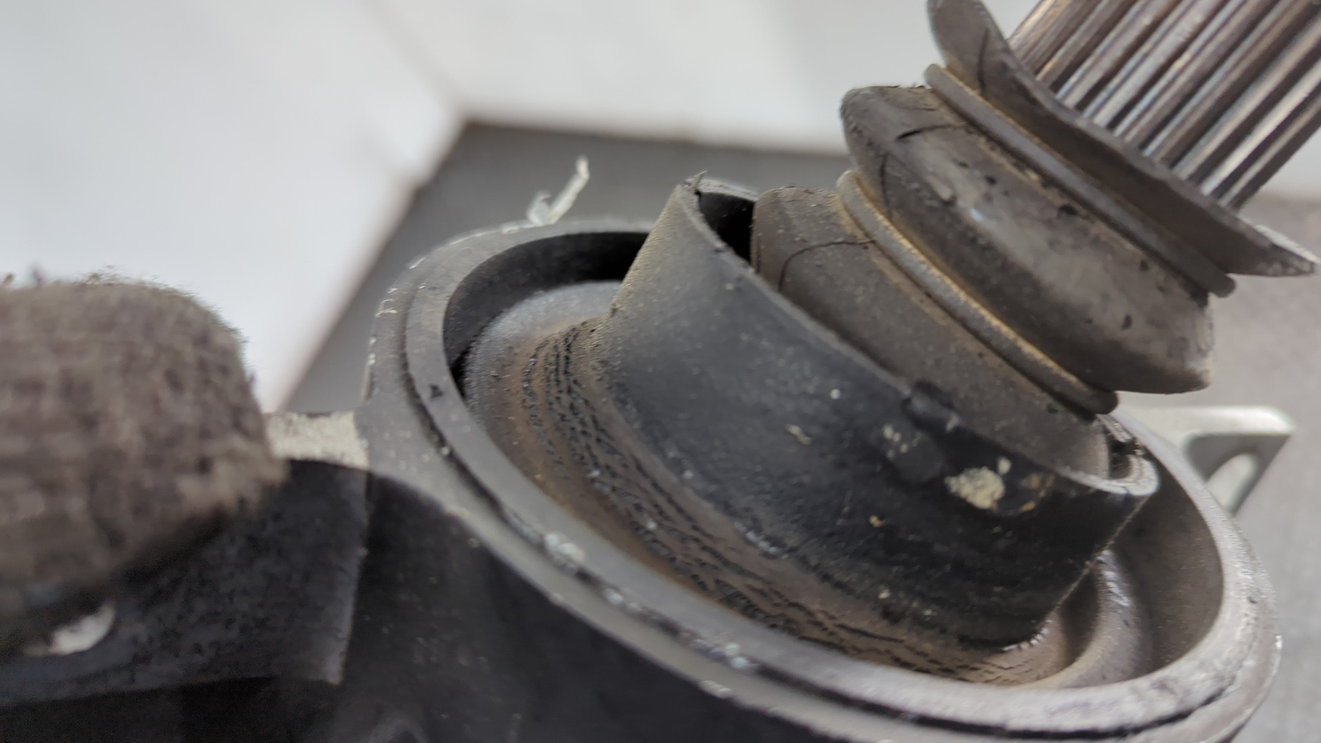 Вал карданный задний