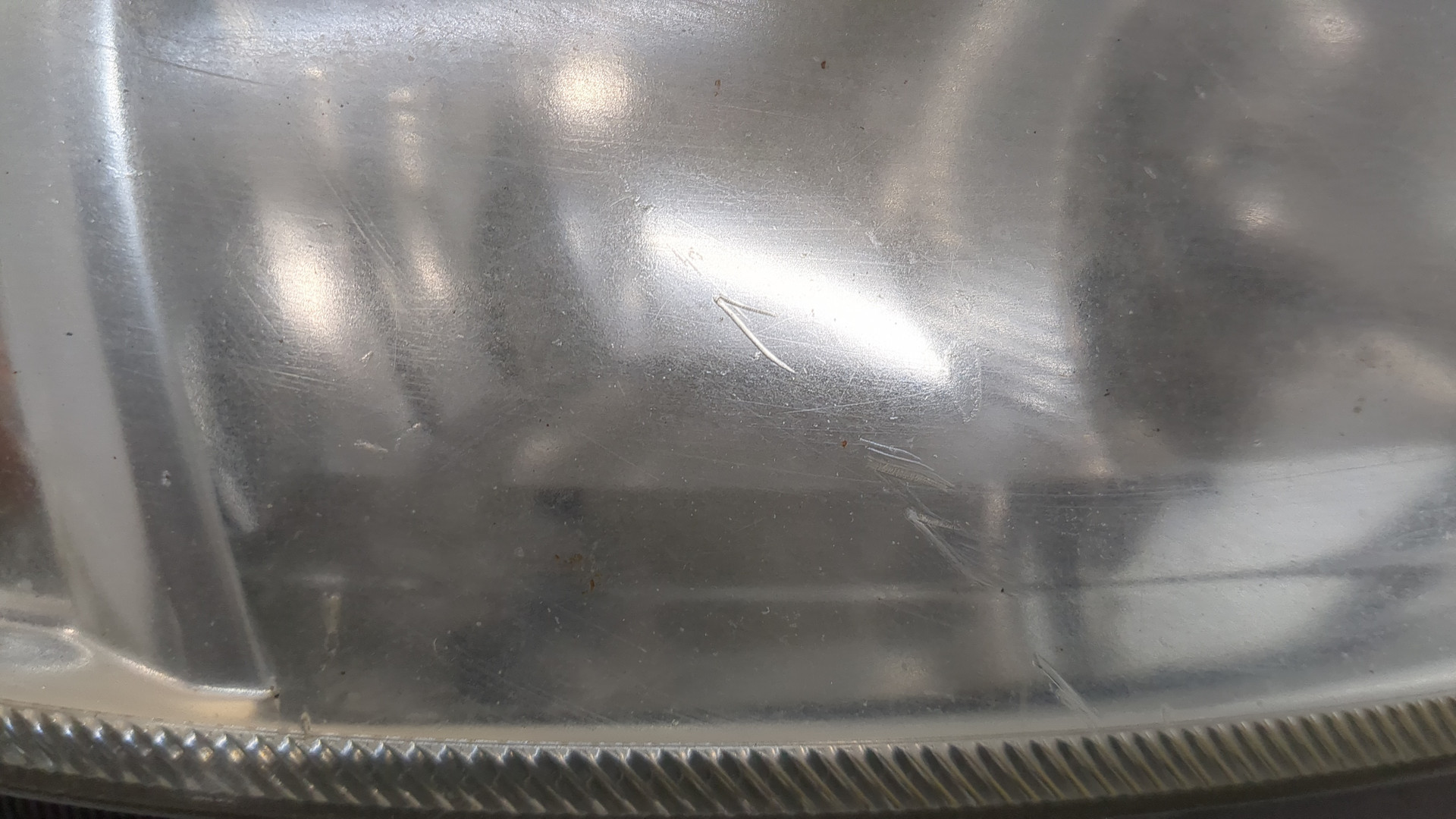 Фара правая