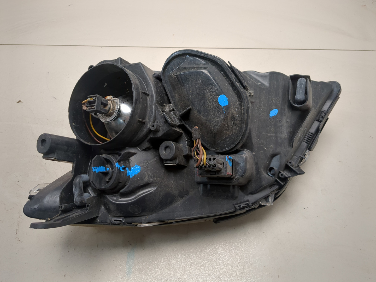 Фара правая