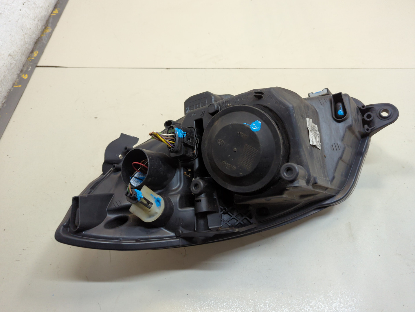 Фара правая