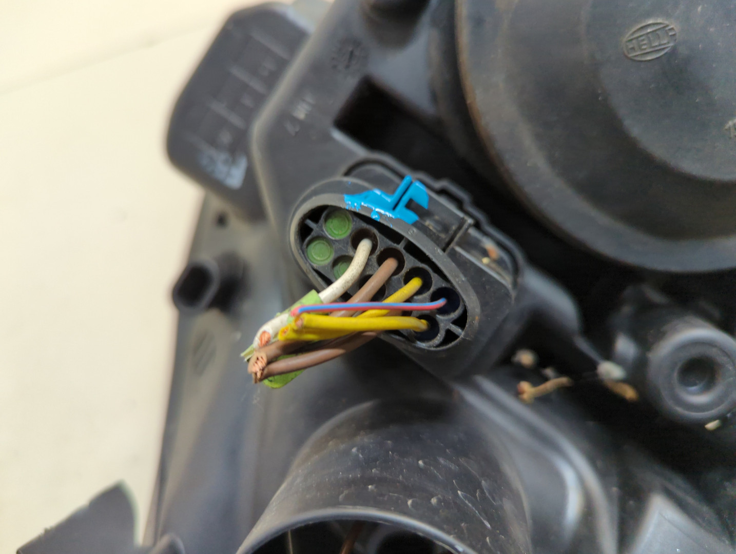 Фара правая