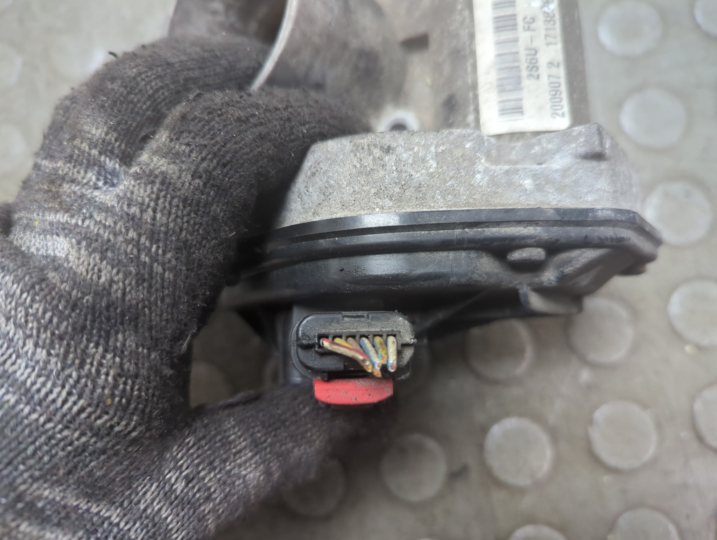 Заслонка дроссельная электрическая